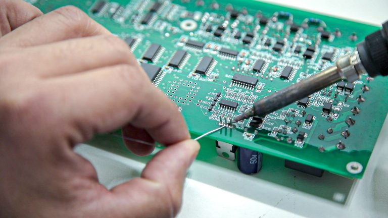 How To Achieve Perfect PCB Soldering | Sierra Circuits